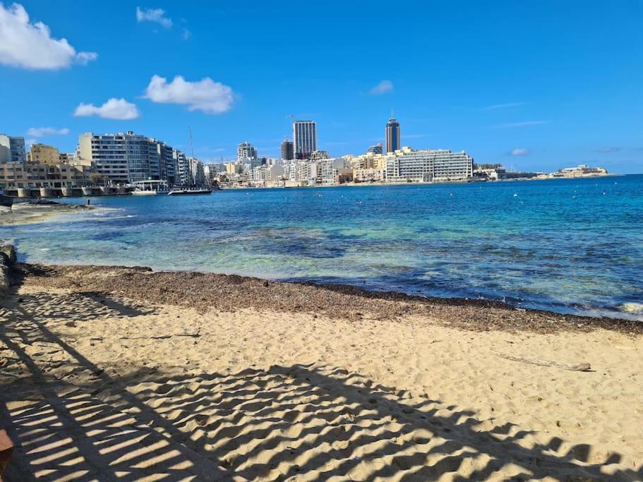 Appartement Cozy Inside.City & Beach Outside à Sliema Extérieur photo